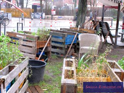 Ein eigenes Hochbeet für jeden Stadtpflanzer Ein eigenes Hochbeet für jeden Stadtpflanzer